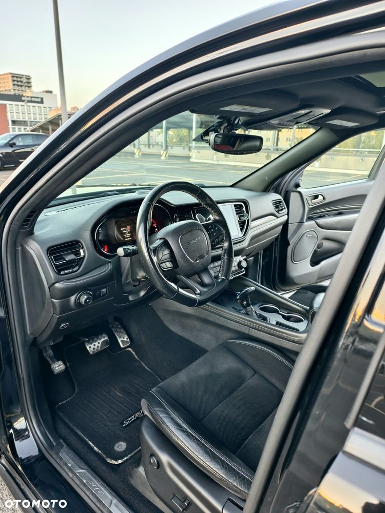 Dodge Durango 6.4 SRT - 17