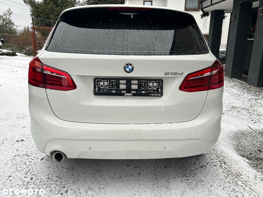 BMW Seria 2 216d Sport Line - 10