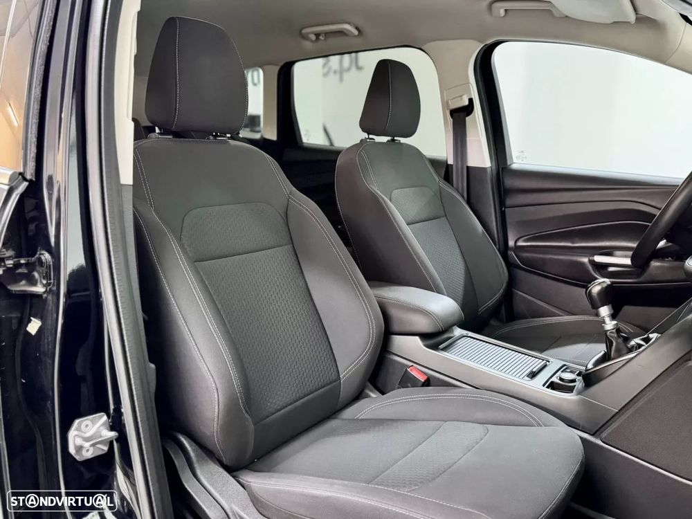 Ford Kuga 1.5 TDCi Titanium - 49