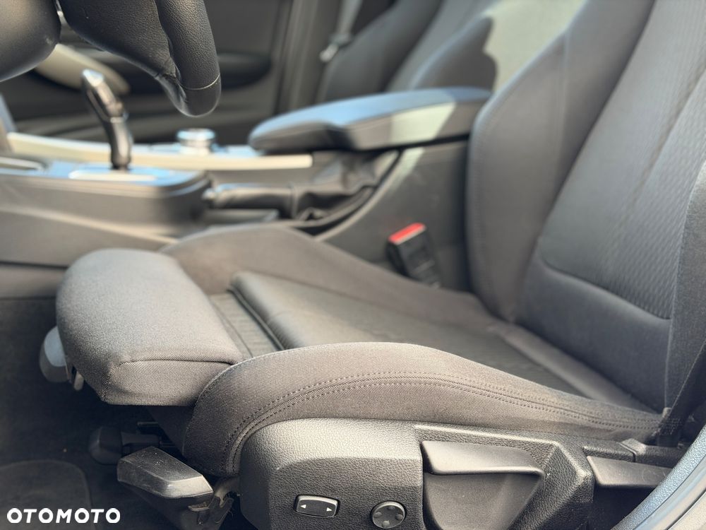 BMW Seria 3 - 22