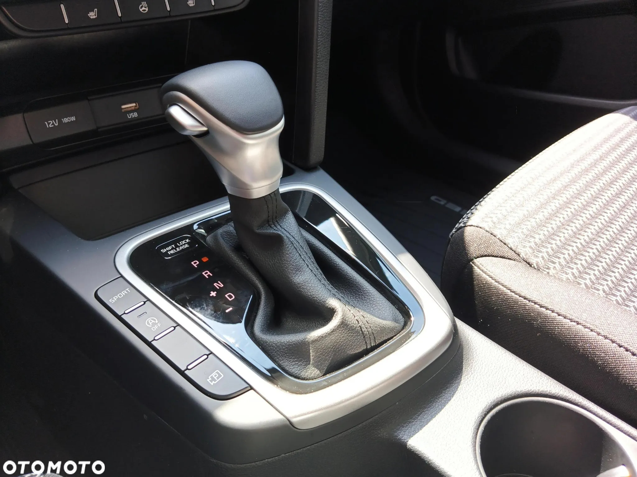 Kia XCeed 1.5 T-GDI M DCT - 18