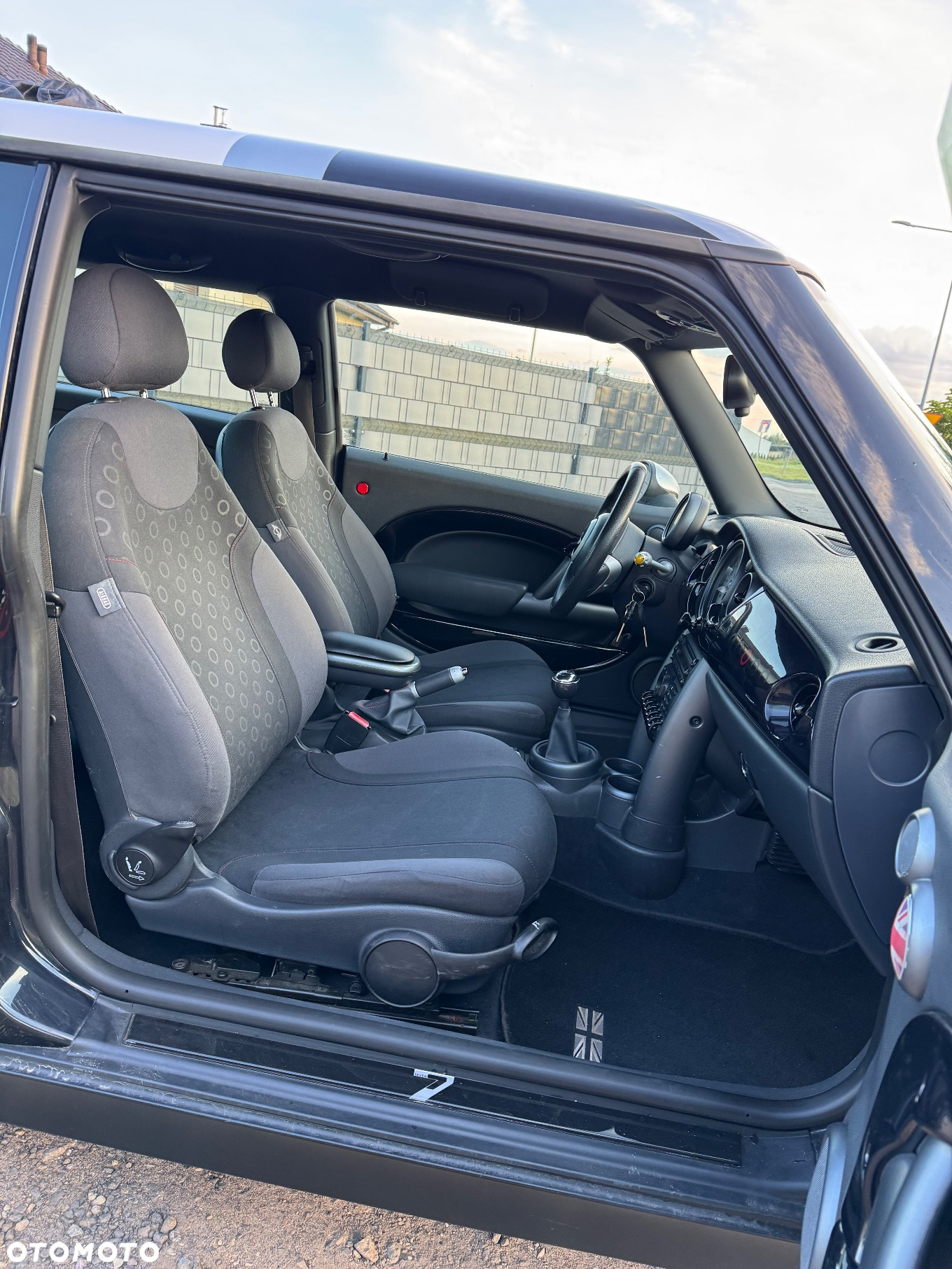 MINI Cooper - 16