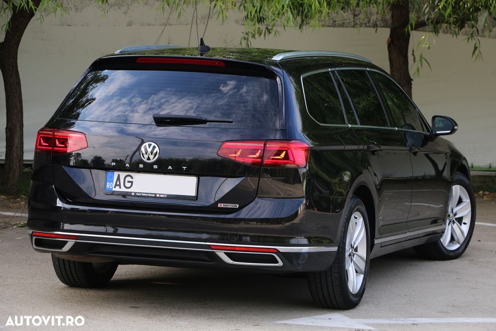 Volkswagen Passat 2.0 TDI SCR 4Mot DSG Highline - 4