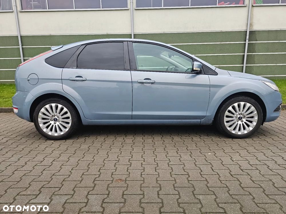 Ford Focus 1.6 16V Titanium - 18