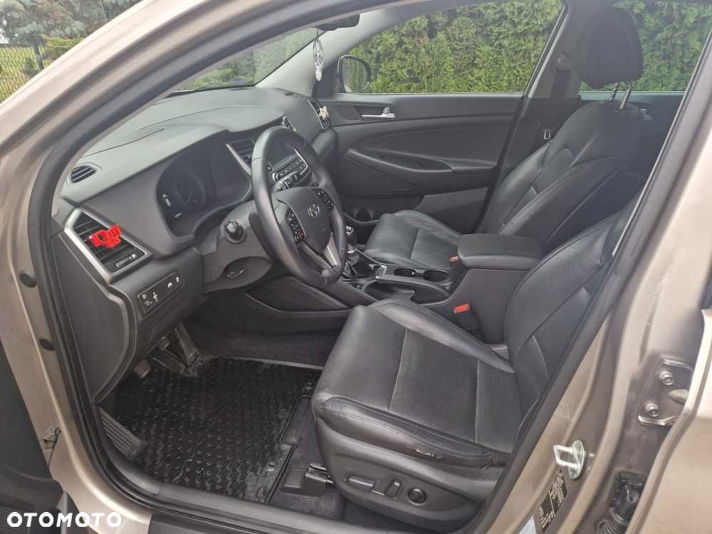 Hyundai Tucson - 8