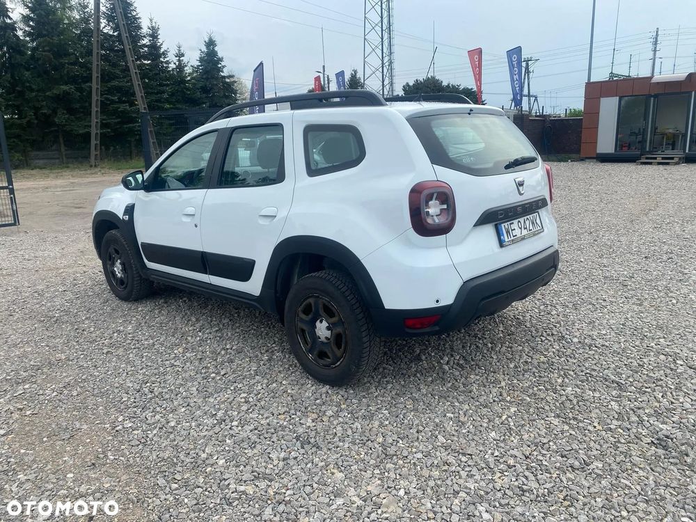 Dacia Duster 1.6 SCe S&S - 6