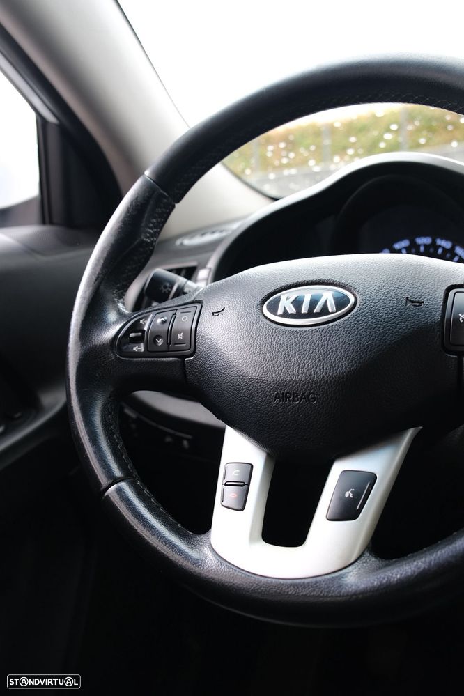 Kia Sportage 2.0 CRDI TX - 19