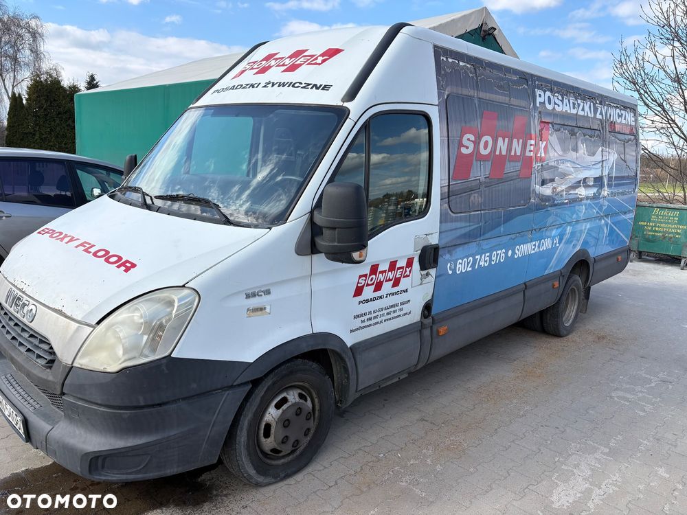 Iveco Daily 35C15 - 1