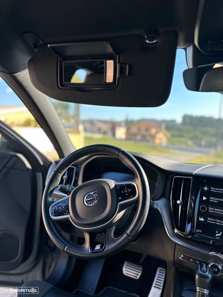 Volvo XC 60 2.0 D4 R-Design Geartronic - 10