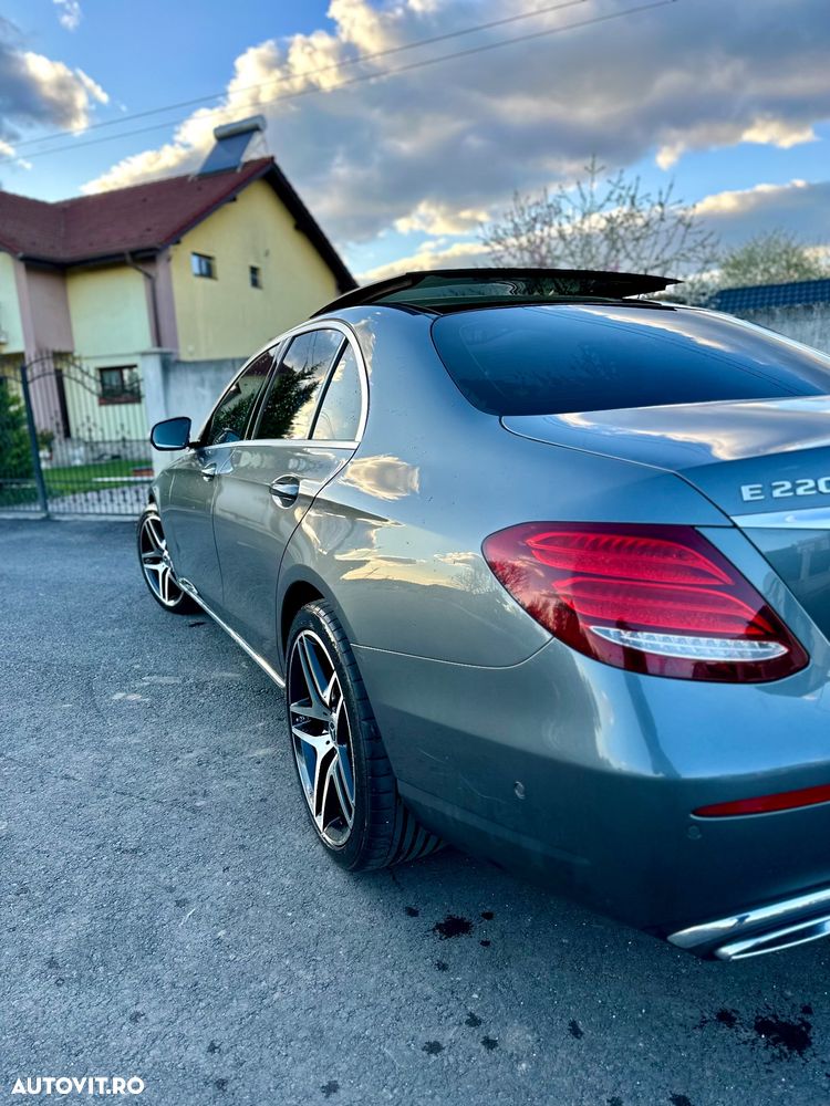 Mercedes-Benz E 220 d Aut. - 3
