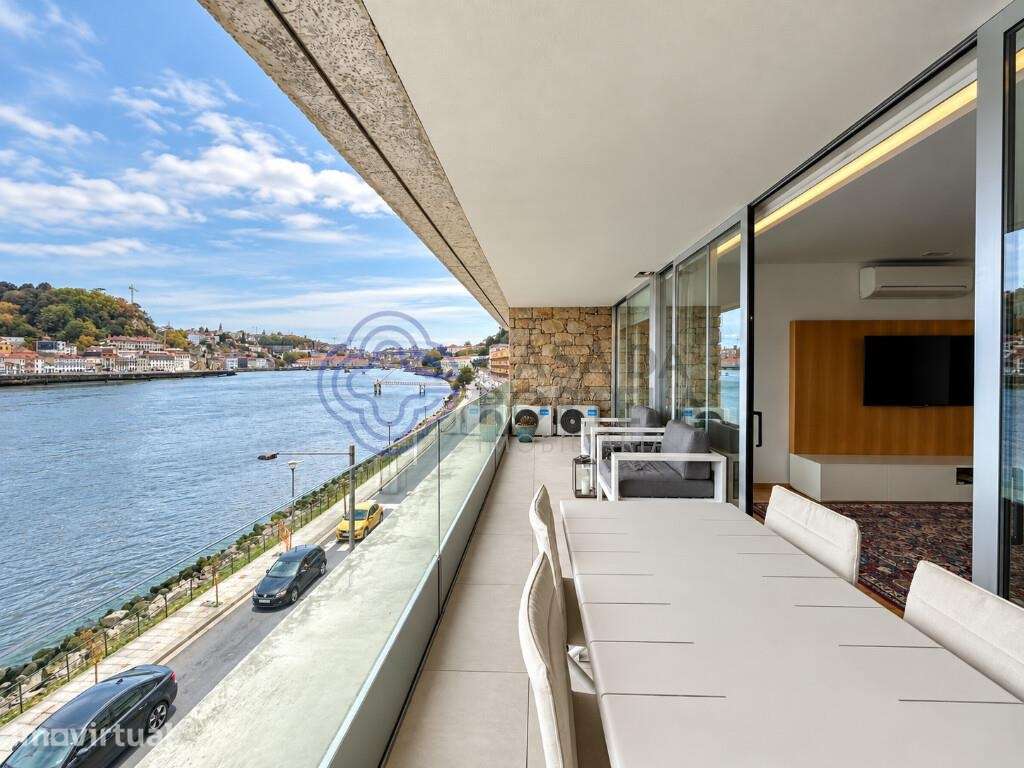 Apartamento T3 Exclusivo | Vista Deslumbrante sobre o Rio Douro | Cais - Grande imagem: 4/27