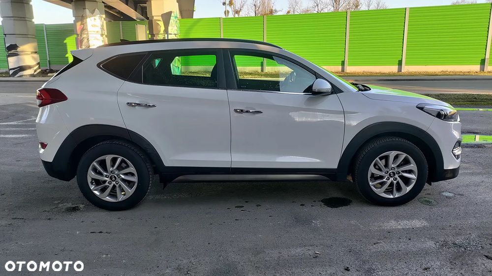 Hyundai Tucson blue 1.7 CRDi 2WD Passion Plus - 4