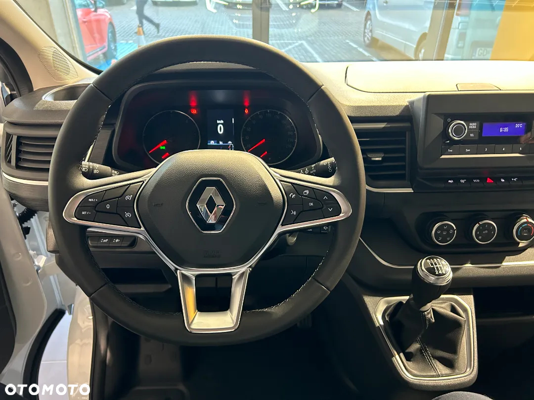 Renault Trafic - 26