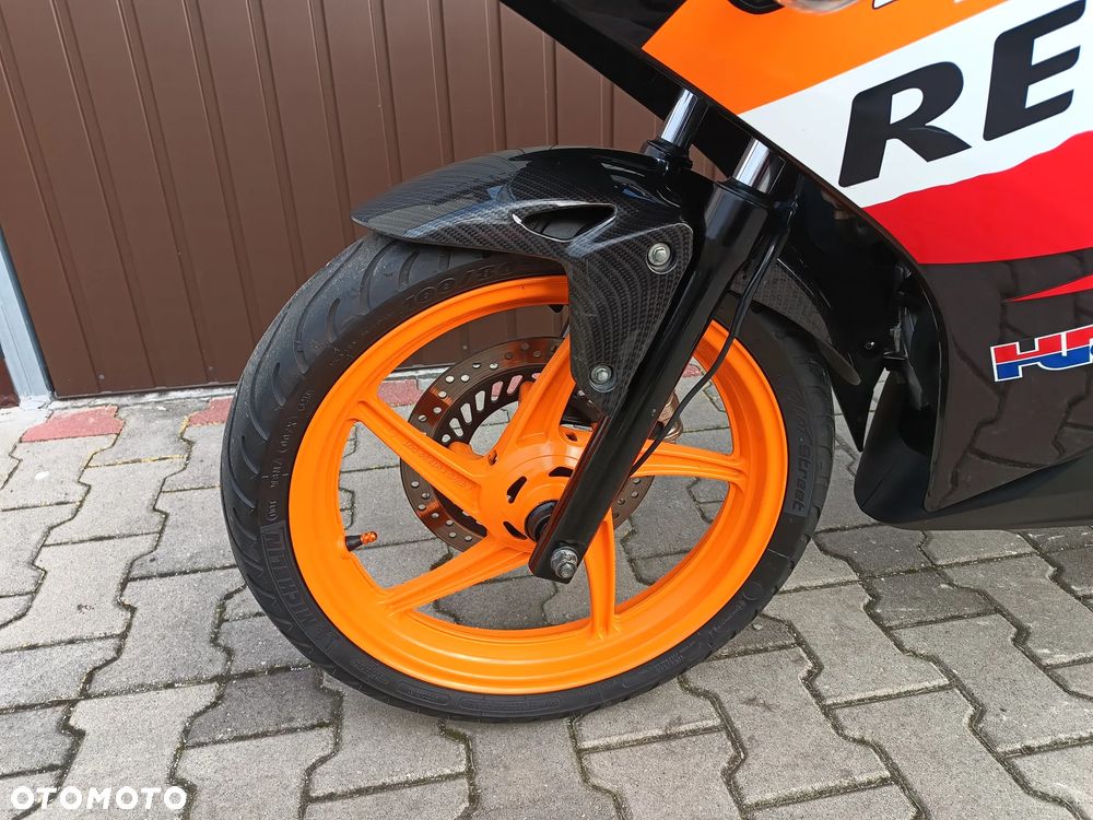 Honda CBR - 23