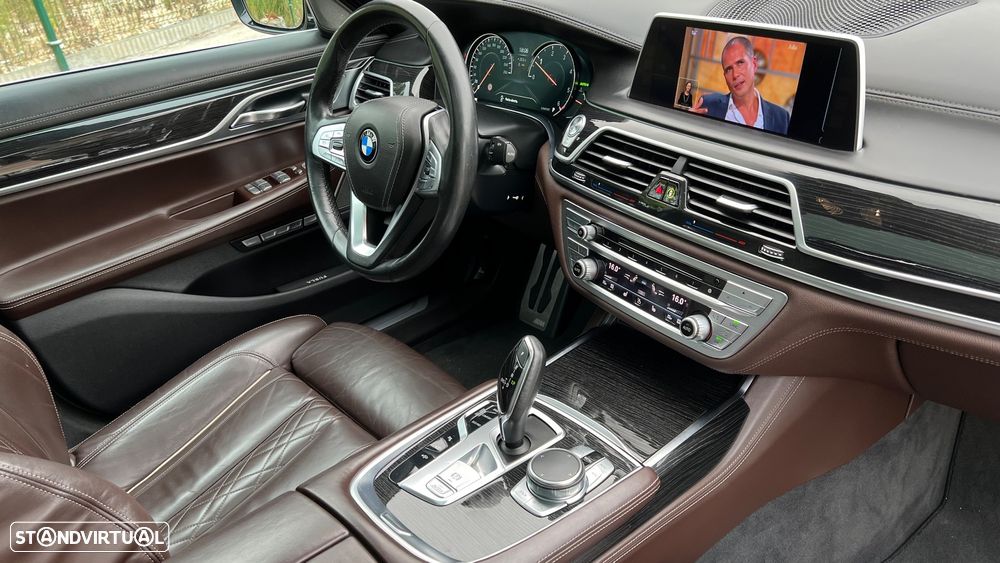 BMW 730 d Pack M - 19