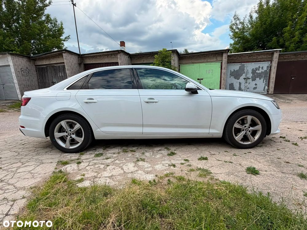 Audi A4 Limousine 2.0 TFSI ultra S tronic design - 8
