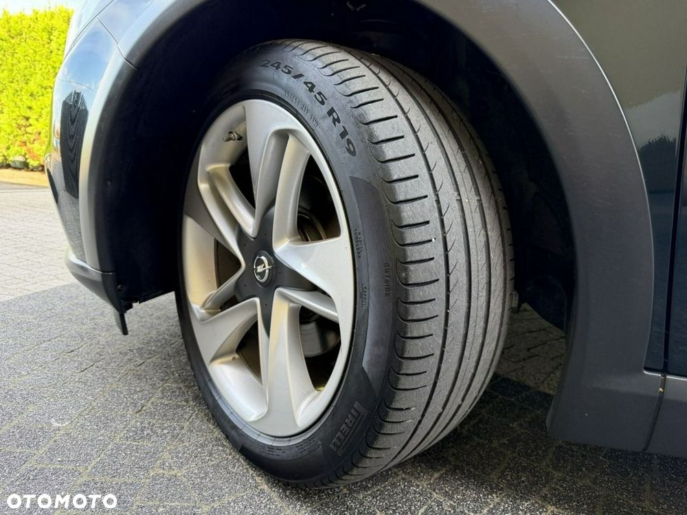 Opel Insignia - 11