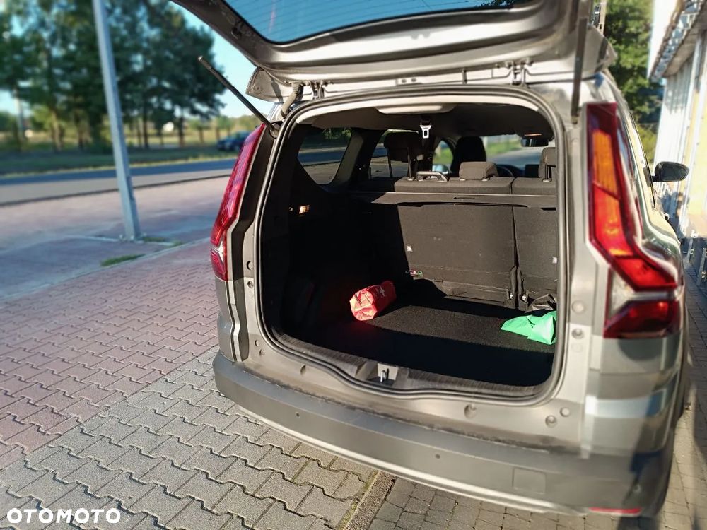 Dacia Jogger 1.6 Full Hybrid 140 Extreme MMT - 9