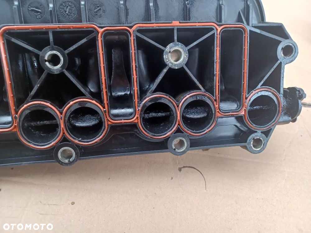 KOLEKTOR SSĄCY VW 2.0 TDI 03G129711AP - 2