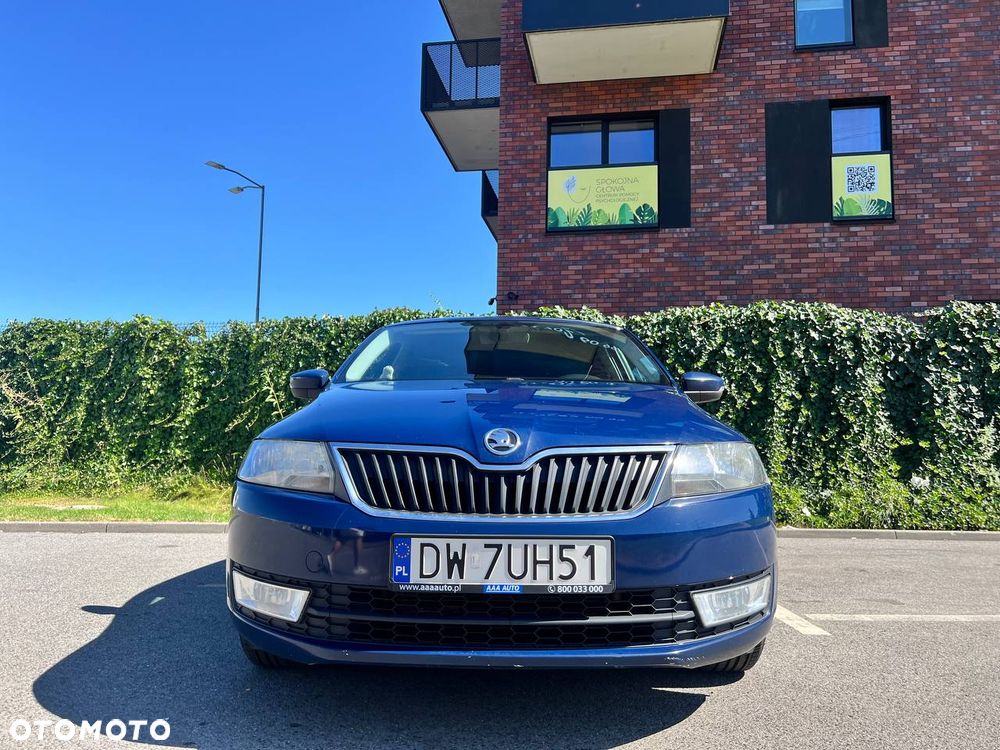Skoda RAPID Spb 1.6 TDI DPF Style - 4