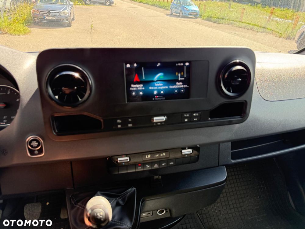 Mercedes-Benz Sprinter 319, 3.0 190KM, L4H2, Niski przebieg, Bardzo zadbany - 29