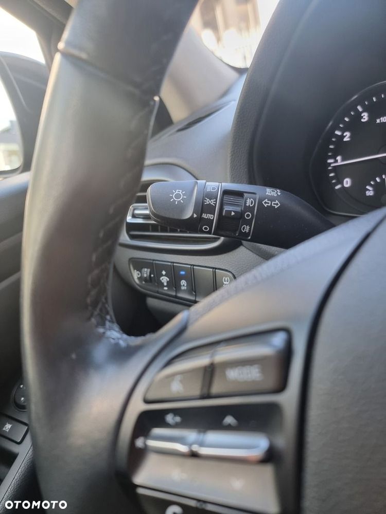 Hyundai i30 1.5 DPI Smart - 32