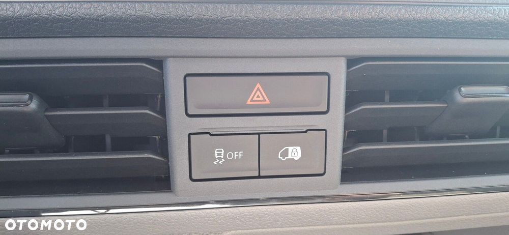 Volkswagen Crafter 2.0 TDI 140 KM MANUAL - 30