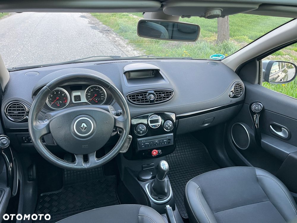 Renault Clio - 13