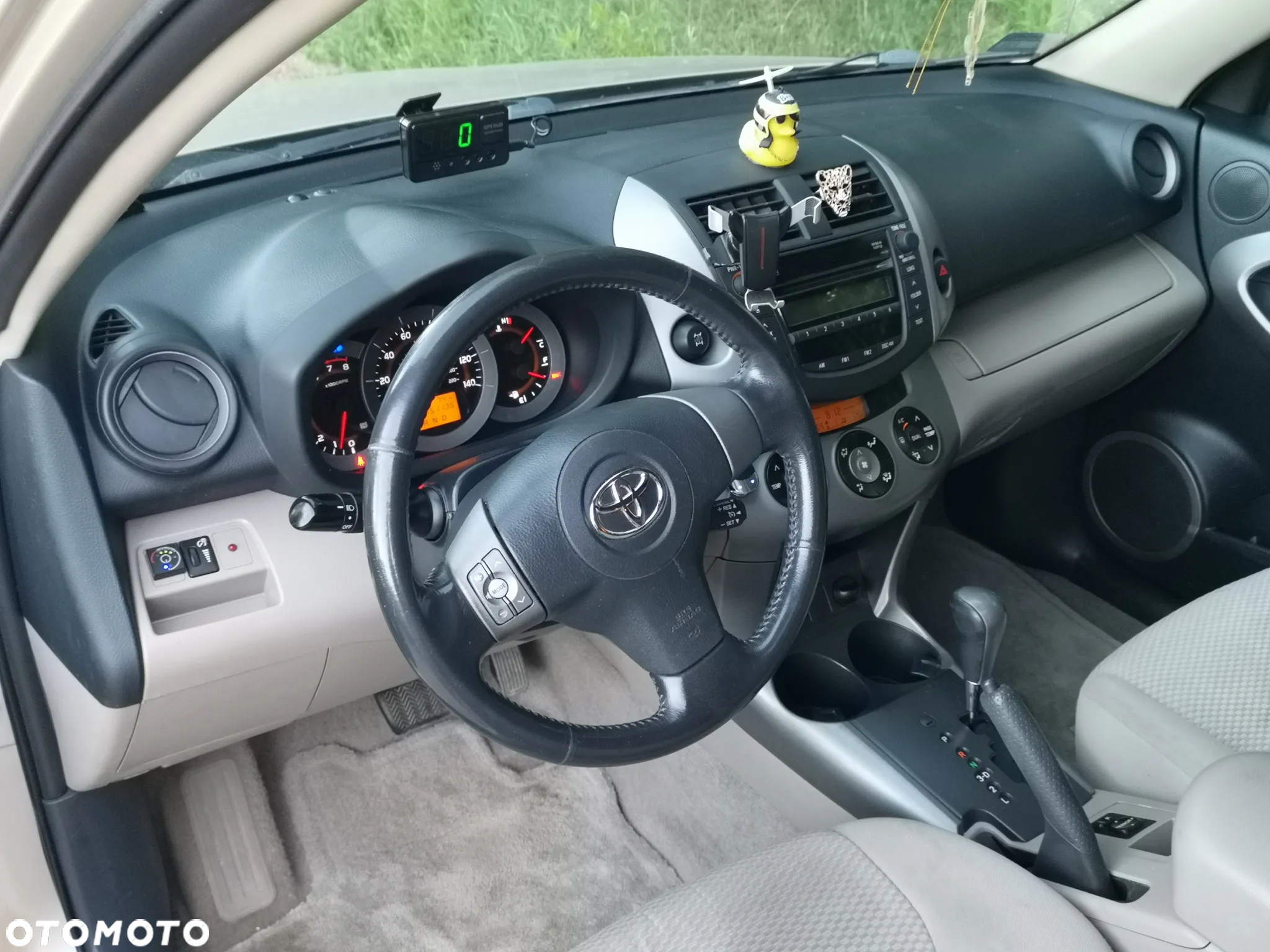 Toyota RAV4 - 20