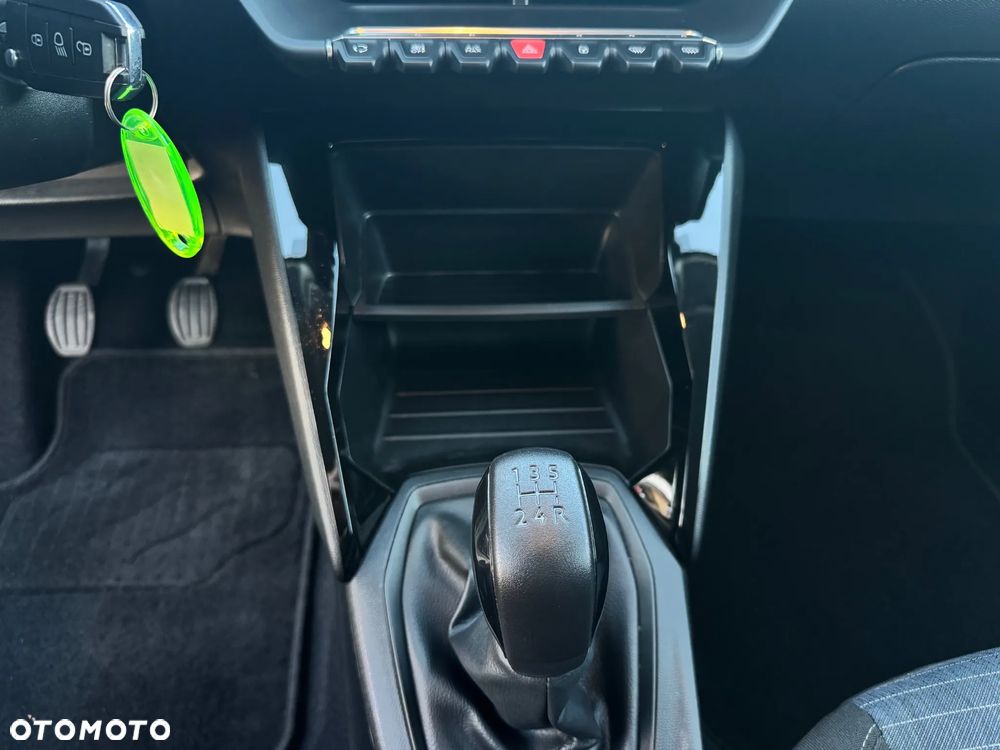 Peugeot 208 PureTech 75 Like - 20