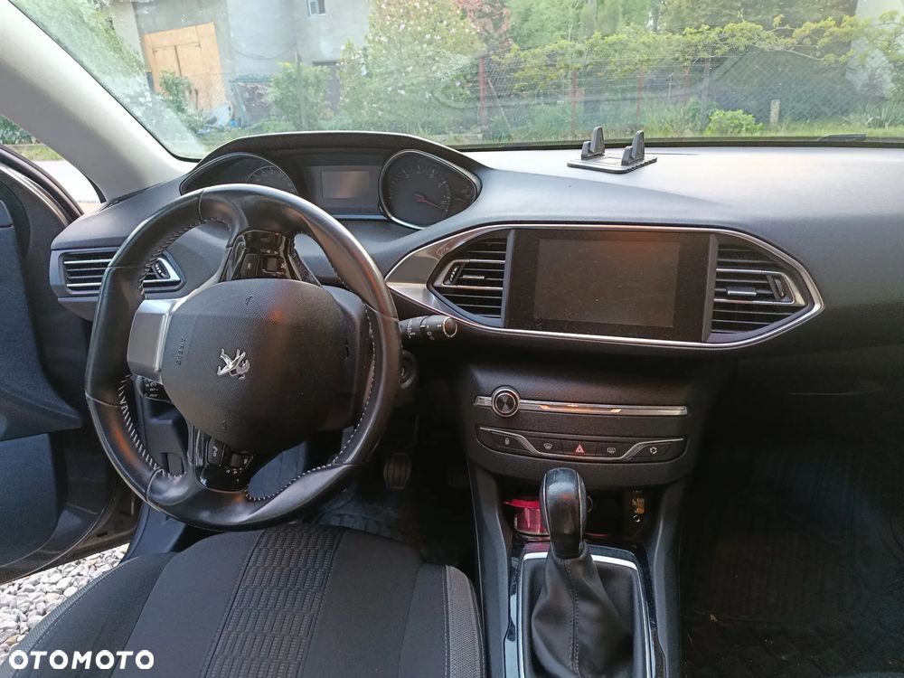 Peugeot 308 1.2 PureTech Access S&S - 5