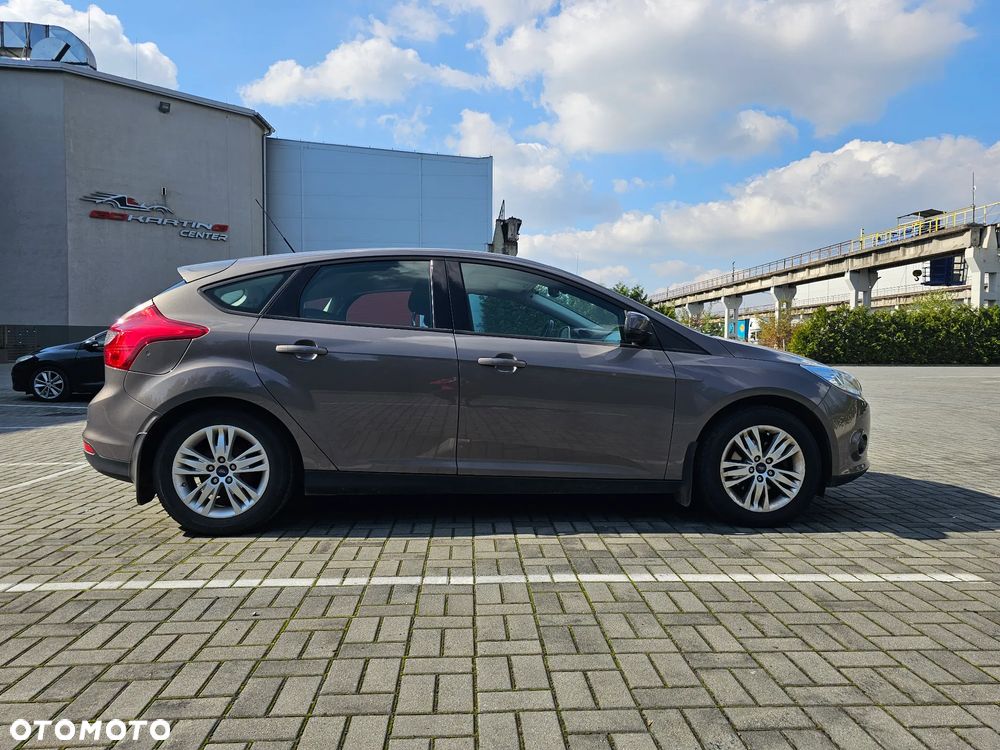 Ford Focus 1.6 Trend - 2