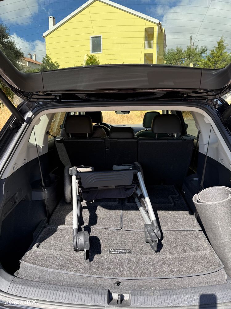 VW Tiguan Allspace - 13