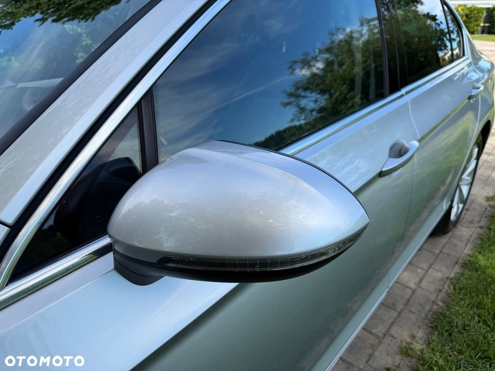 Volkswagen Passat 1.4 TSI ACT (BlueMotion Technology) Highline - 24