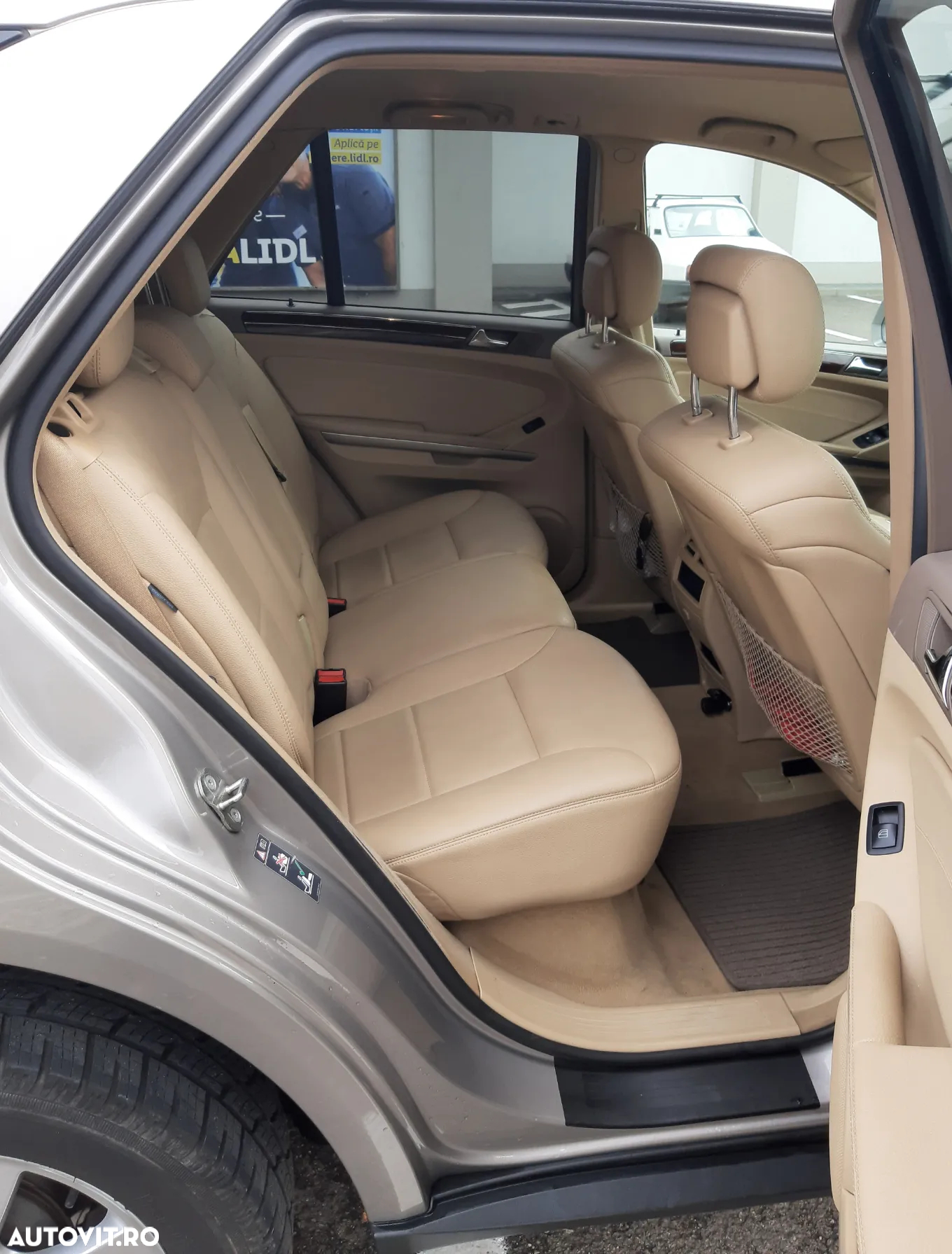 Mercedes-Benz ML - 8