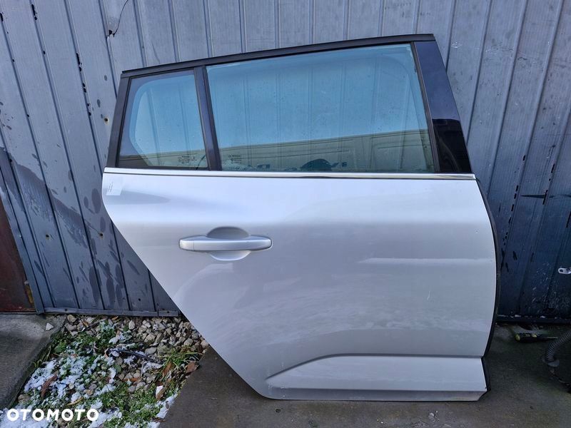 renault megane iv 4 kombi drzwi prawy tył tylne - 1