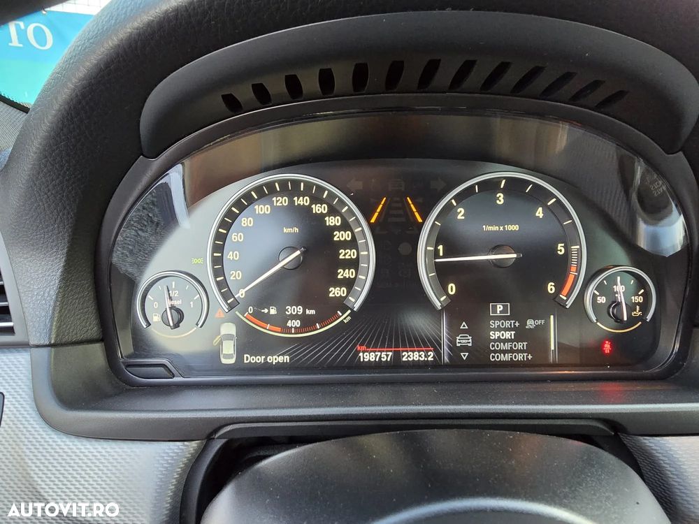 BMW Seria 5 520d Aut. M Sport Edition - 15
