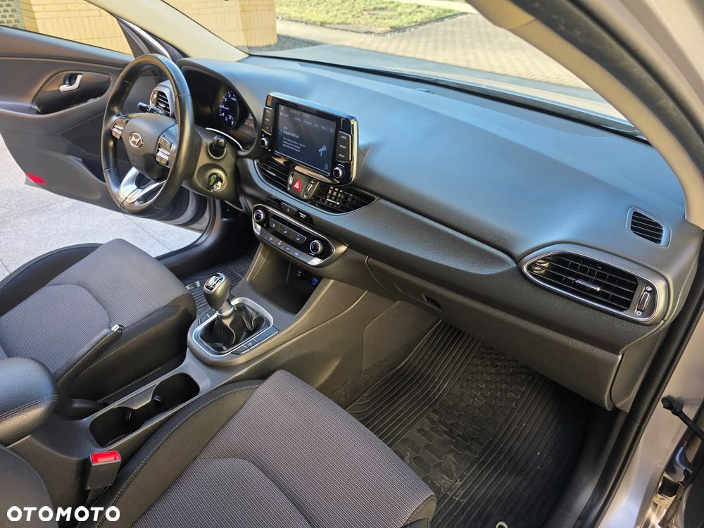 Hyundai i30 1.0 T-GDI Modern - 11