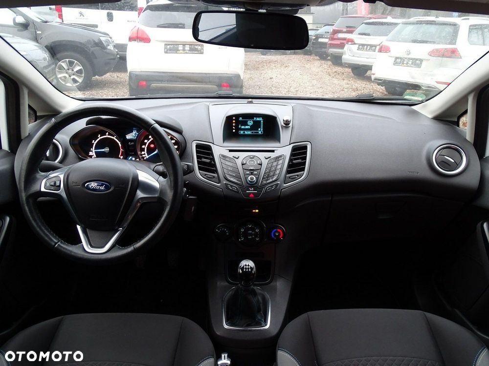 Ford Fiesta - 16