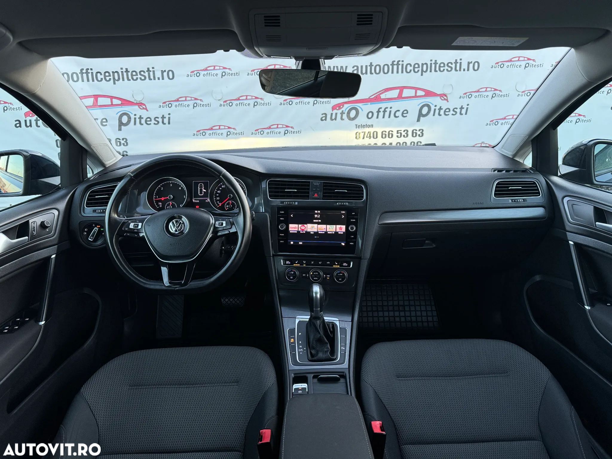 Volkswagen Golf 2.0 TDI DSG Comfortline - 8