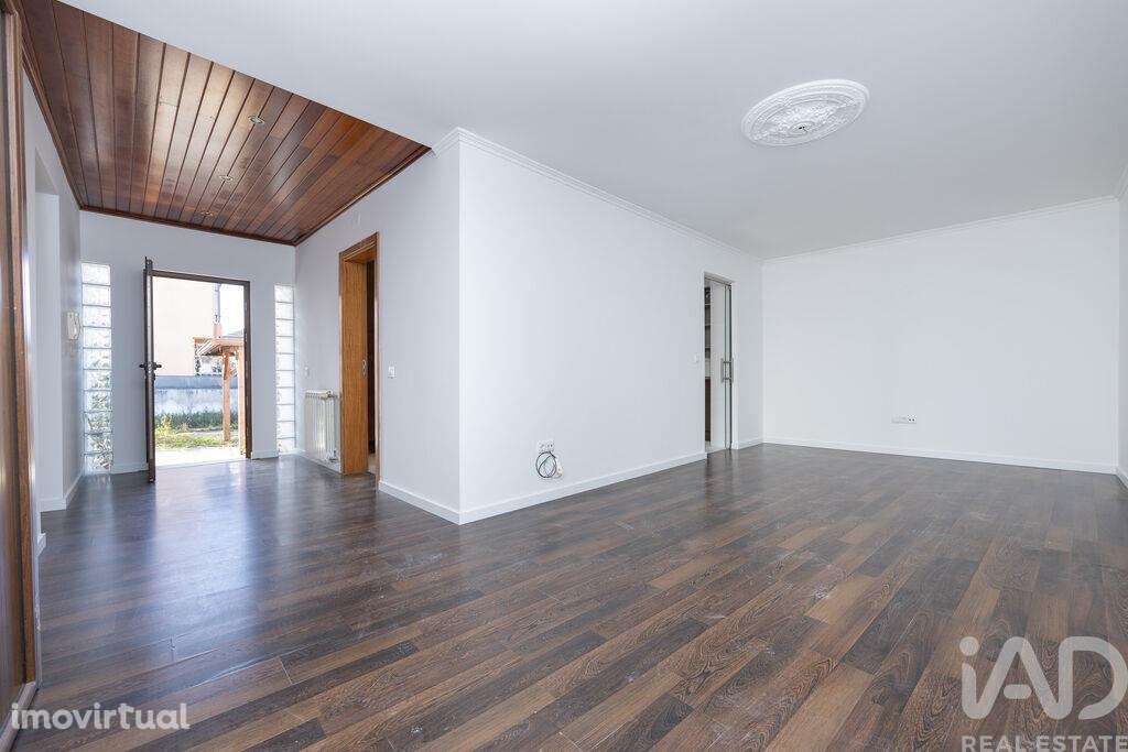 Casa / Villa T3 em Amora de 80 m2 - Grande imagem: 5/35