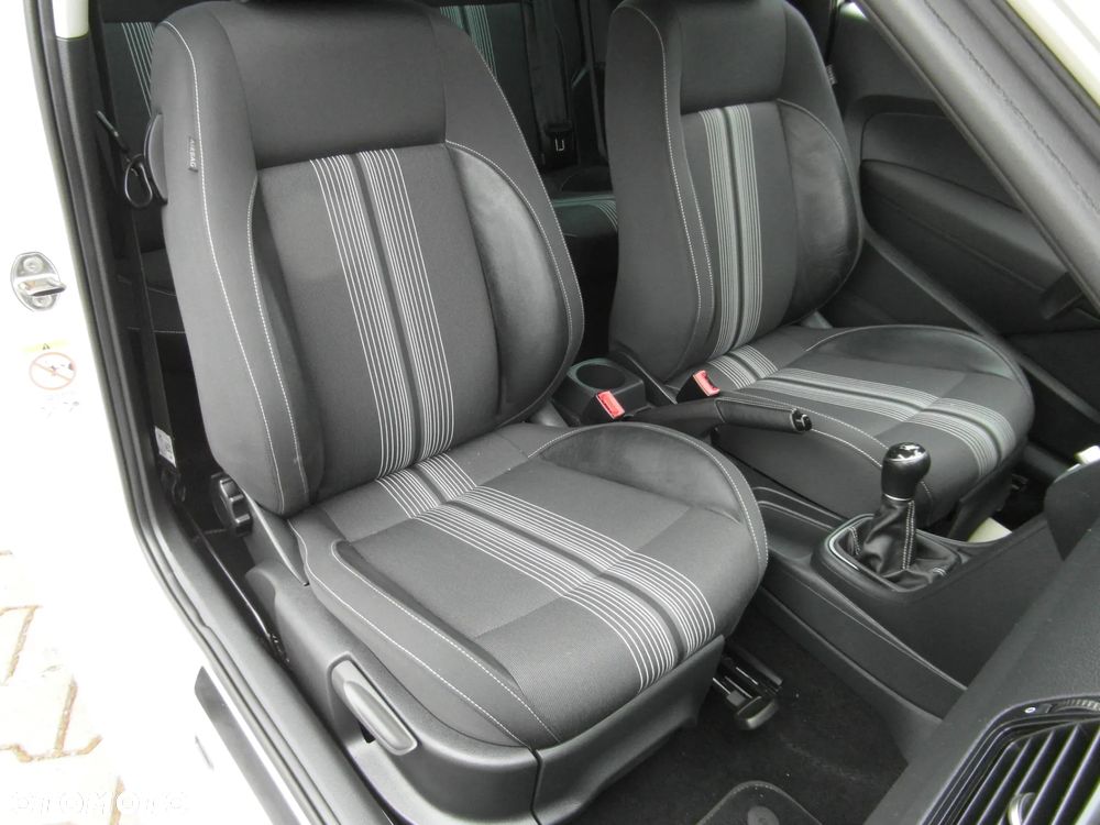 Volkswagen Polo 1.2 Team - 22