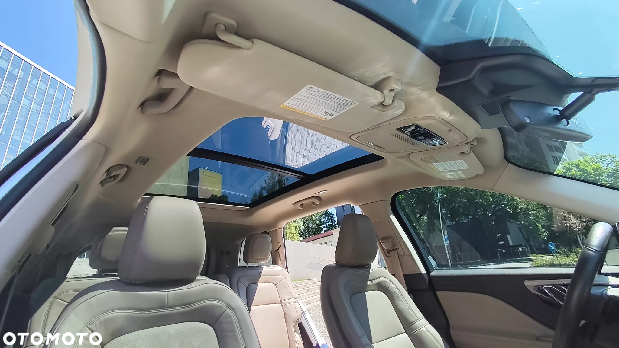 Lincoln Aviator - 31