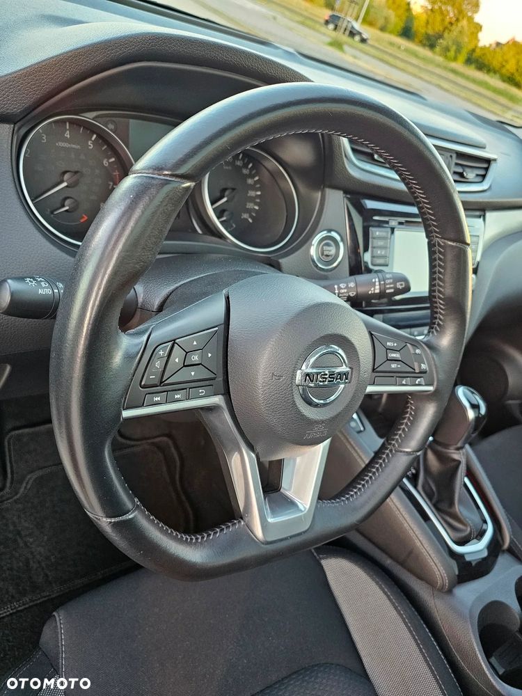 Nissan Qashqai 1.3 DIG-T DCT TEKNA - 16