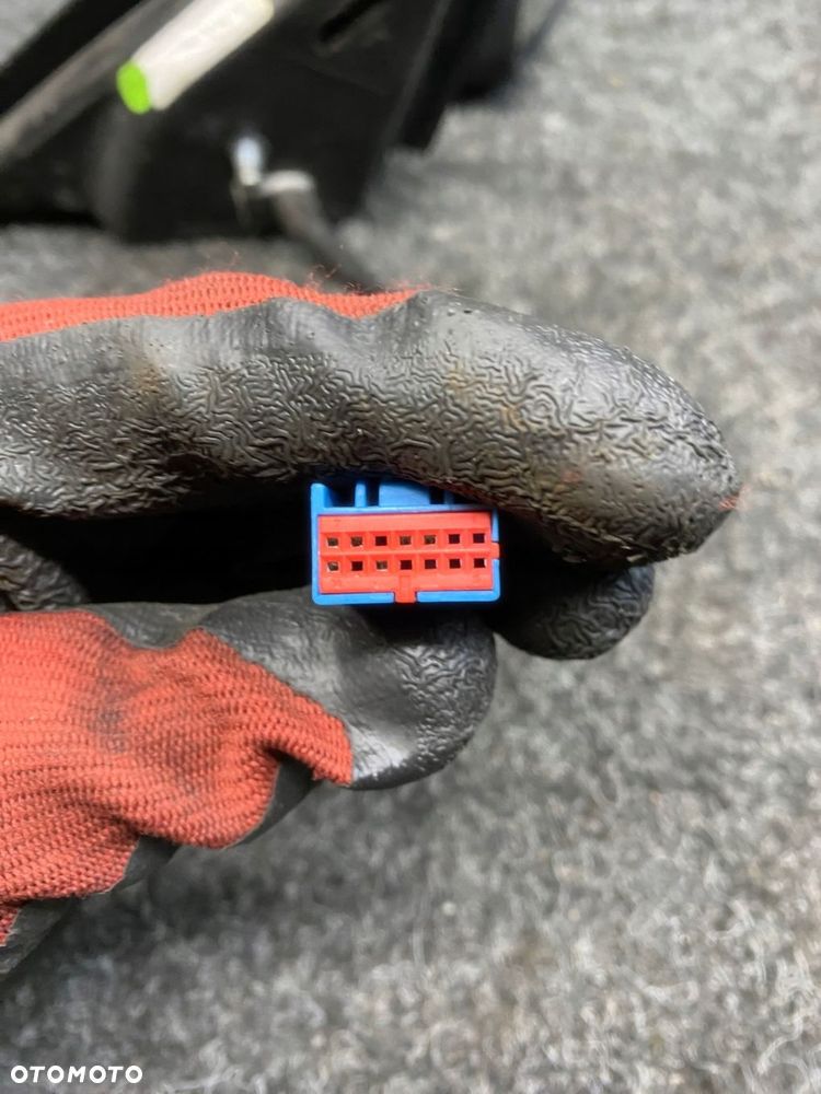 volvo s40 II v50 lusterko prawe 6 pin lakier-019-26 - 3