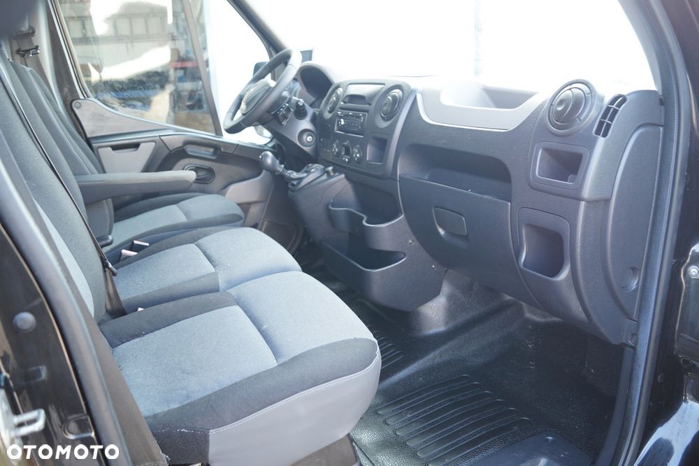 Renault Master - 25