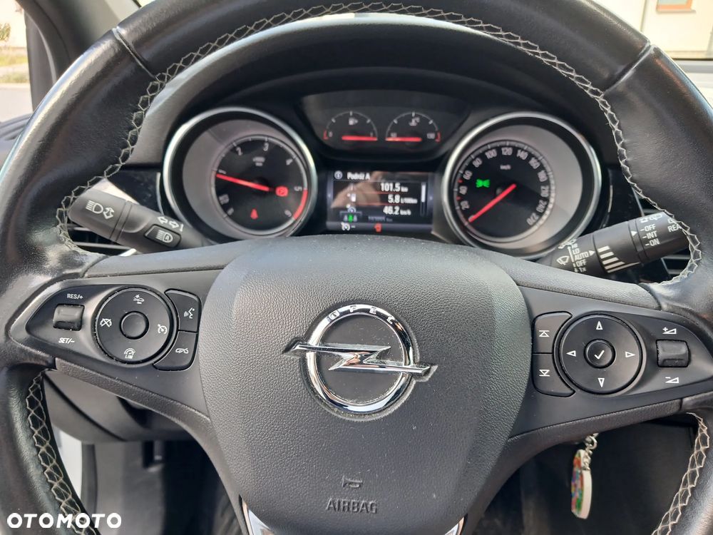 Opel Astra 2018 photo 5