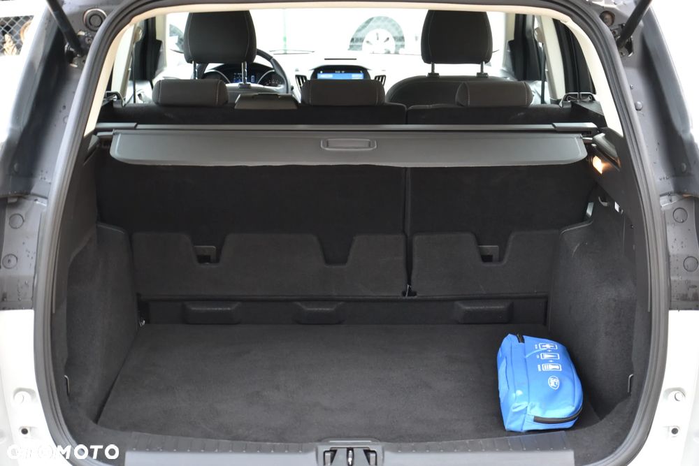 Ford Kuga 2.0 TDCi 4WD Titanium - 34