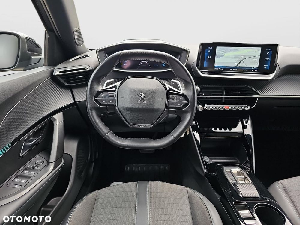 Peugeot 2008 - 11