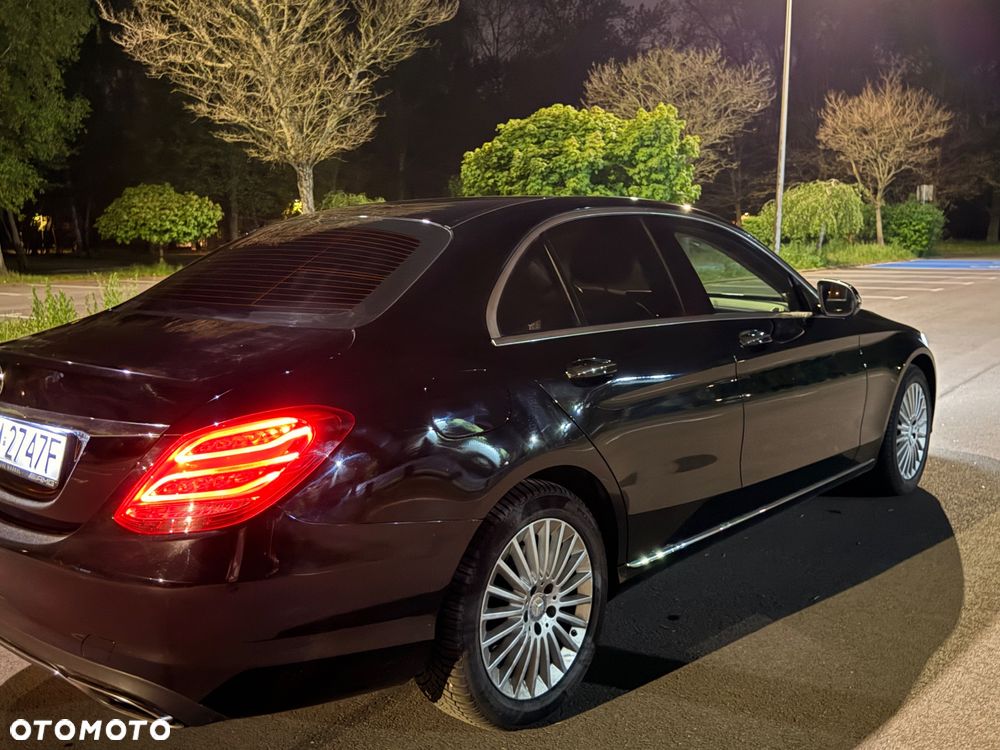 Mercedes-Benz Klasa C 180 7G-TRONIC - 15